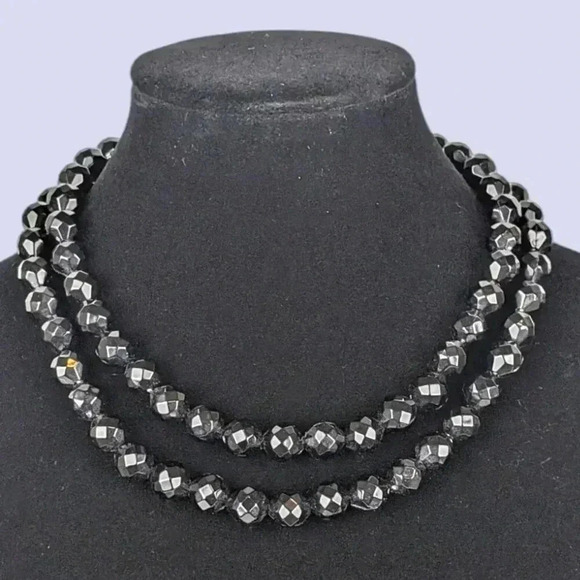 (2/$20) Faceted Black Bead Necklace - Picture 3 of 4
